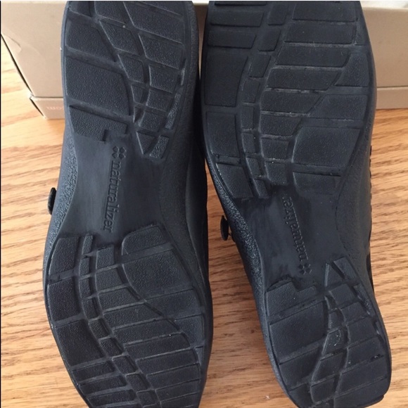 Super Comfortable, Nubuck Naturalizer,Muse size 7 - Picture 5 of 8